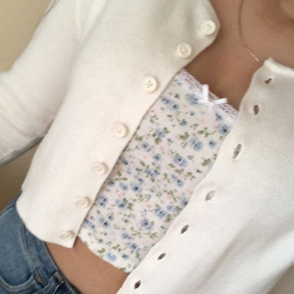 BRANDY MELVILLE cardigan